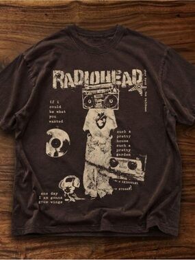 Gildan Black Heavy Cotton T-Shirt with White Size Chart Print